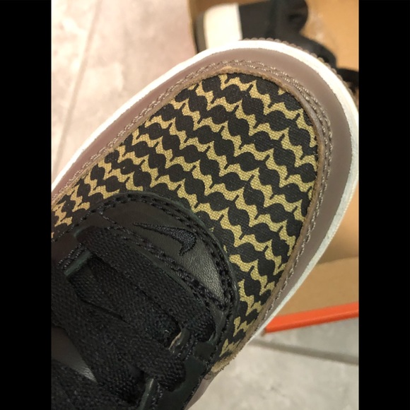 Nike Air Force 1 Low IO Premium “Undefeated” - Picture 11 of 15